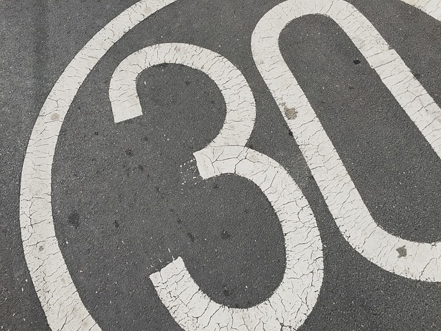 路 三十 - 上的免费照片
