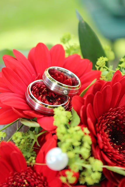 结婚戒指 花 婚姻 - 上的免费照片