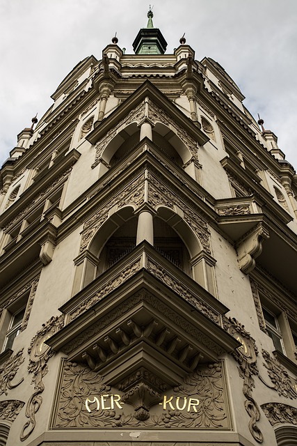黄金城 布拉格 正面 - 上的免费照片