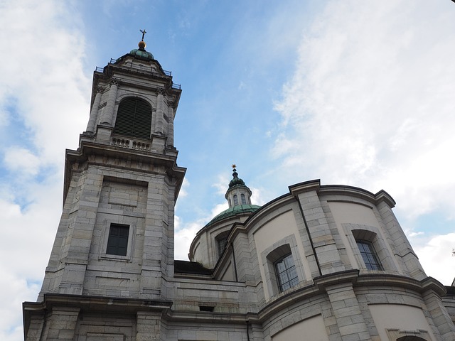 圣乌尔森卡瑟德拉莱 长屋 大教堂 - 上的免费照片