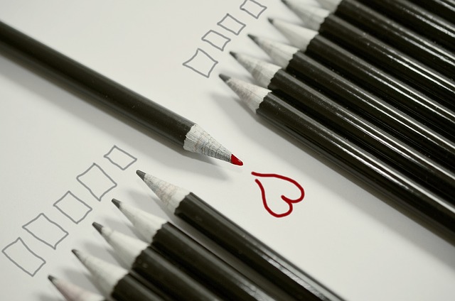 铅笔 心 红心 - 上的免费照片
