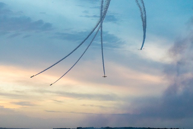 航班 飞机 云 - 上的免费照片