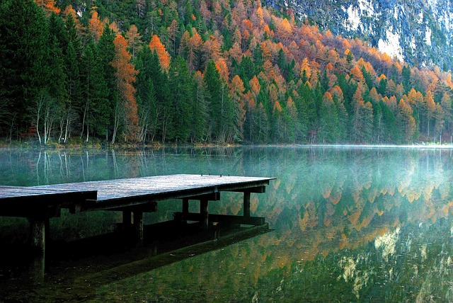 秋天 河 湖景 - 上的免费照片