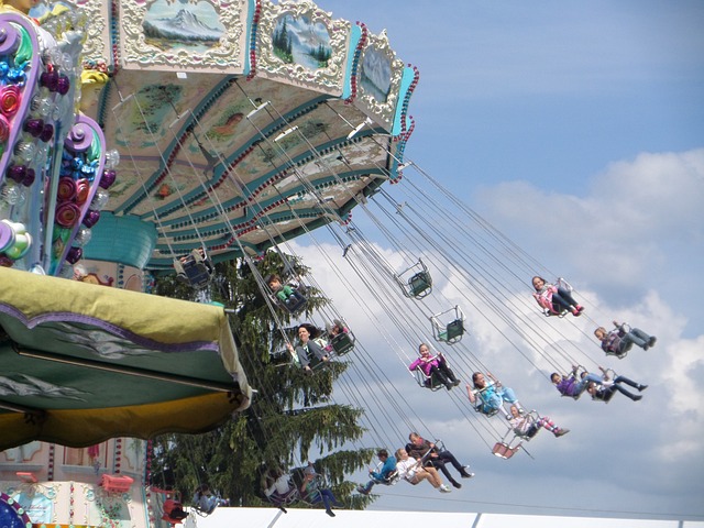 Kettenkarusell 民间节日 骑 - 上的免费照片