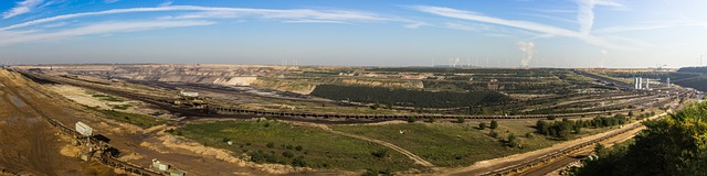 布朗煤炭开采 褐煤 露天采矿 - 上的免费照片