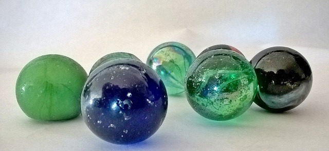 大理石 玻璃球 玩具 - 上的免费照片
