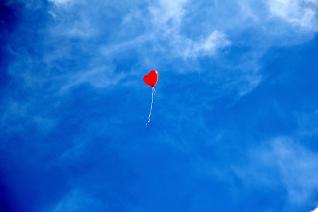 心 气球 天空 - 上的免费照片
