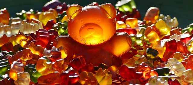 巨大的小熊软糖 小熊软糖 Gummi熊 - 上的免费照片