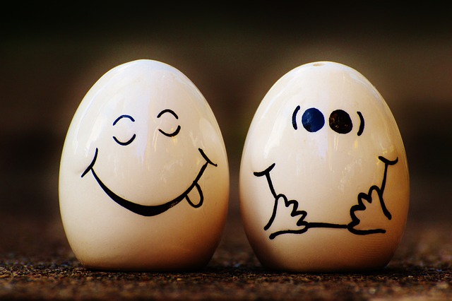 盐瓶 胡椒瓶 蛋 - 上的免费照片