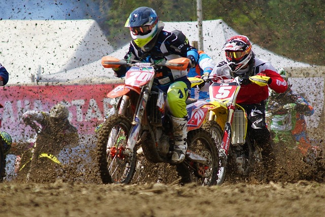 运动的 摩托车越野赛 摩托车 - 上的免费照片