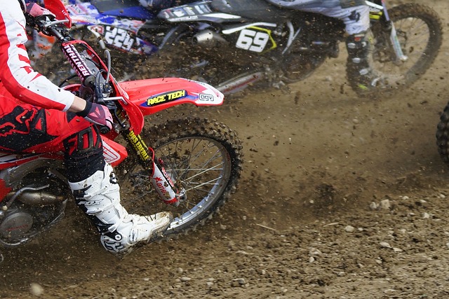 运动的 摩托车越野赛 摩托车 - 上的免费照片