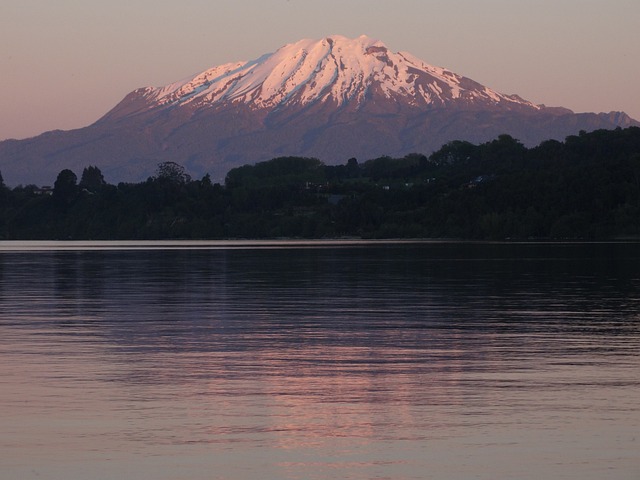 兰基韦湖 卡尔布科火山 景观 - 上的免费照片