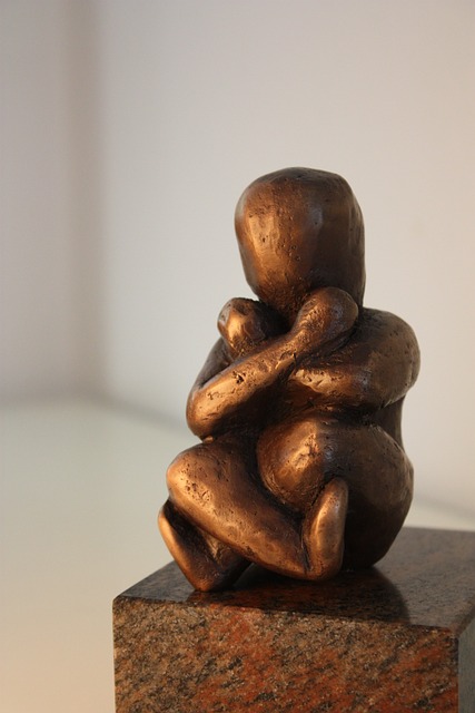 胎儿 青铜 图像 - 上的免费照片