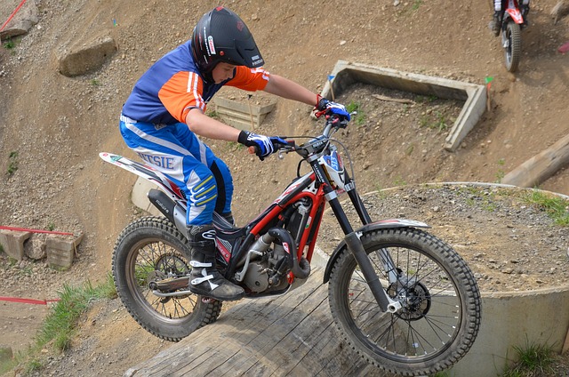 审判 试骑摩托车 地形 - 上的免费照片