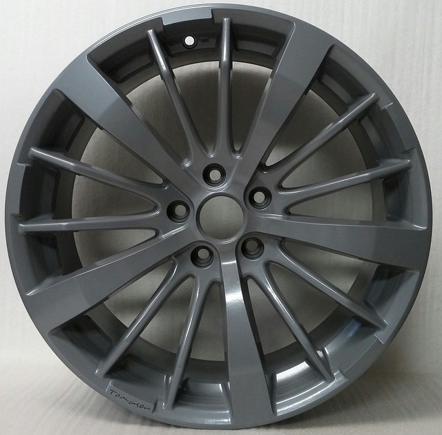 轮缘 粉末涂层 粉状 - 上的免费照片