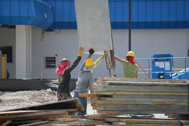 建造 建筑工人 安全帽 - 上的免费照片