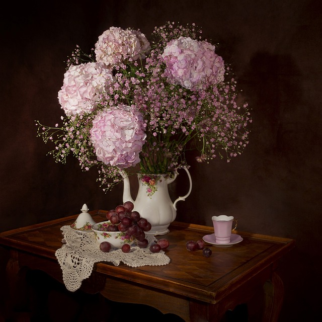花朵 绣球花 花瓶 - 上的免费照片