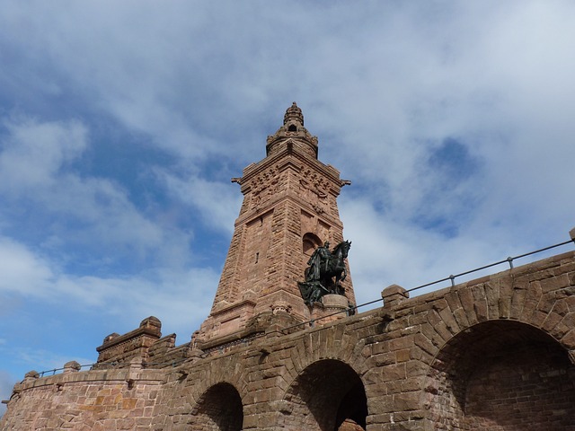 纪念碑 凯夫豪泽 - 上的免费照片