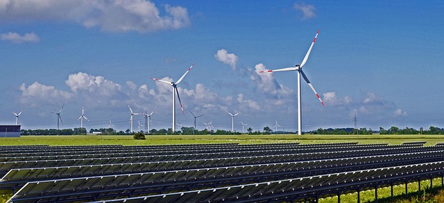 太阳能公园 风电场 可再生能源 - 上的免费照片
