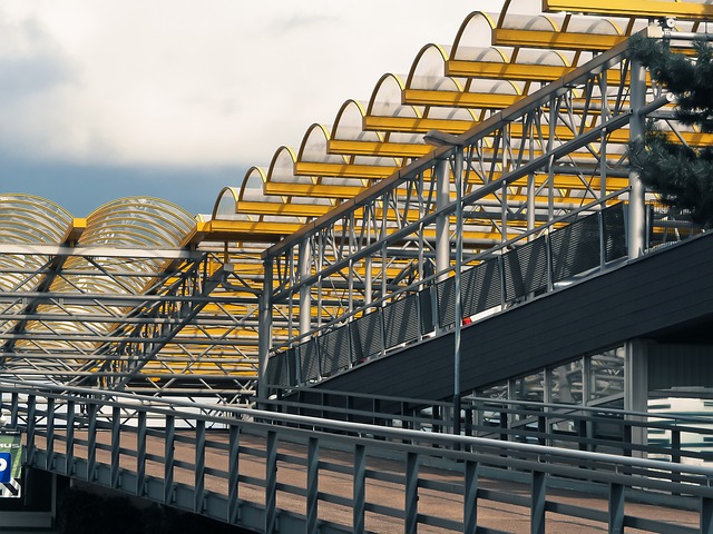 建筑学 多层停车场 玻璃 - 上的免费照片