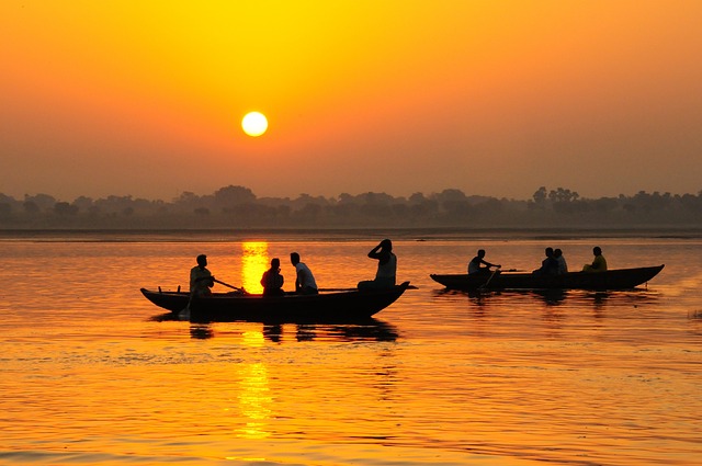 印度 瓦里纳西亚 恒河 - 上的免费照片