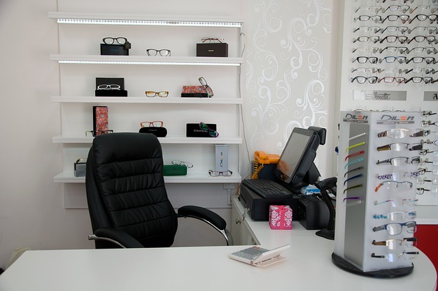 光学的 展示 眼镜店 - 上的免费照片