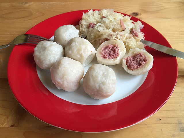 水饺 酸菜 香肠饺子 - 上的免费照片