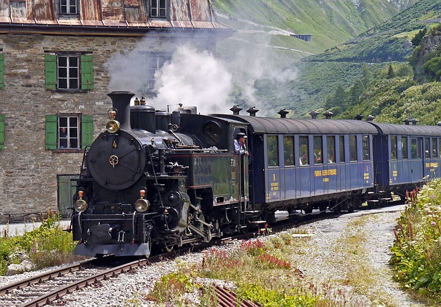 蒸汽火车富尔卡山脉 入口冰川 布劳豪斯 - 上的免费照片
