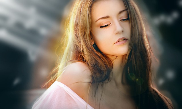 妇女 润饰 外国人 - 上的免费照片