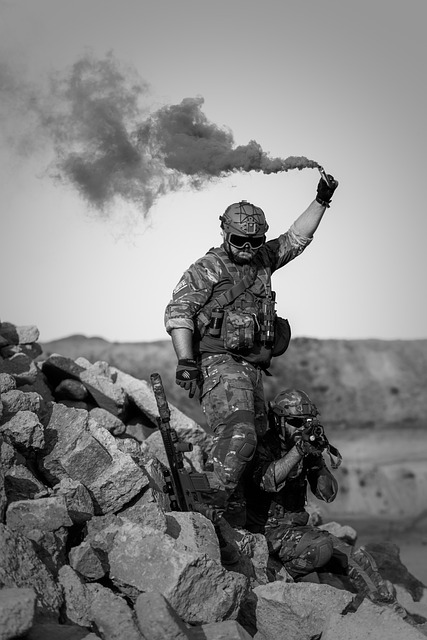 战争 沙漠 枪战 - 上的免费照片