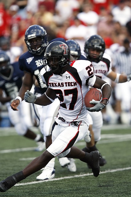 足球 美式足球 跑回去 - 上的免费照片