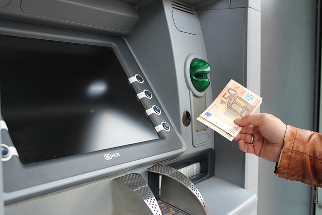 Atm 钱 欧元 - 上的免费照片