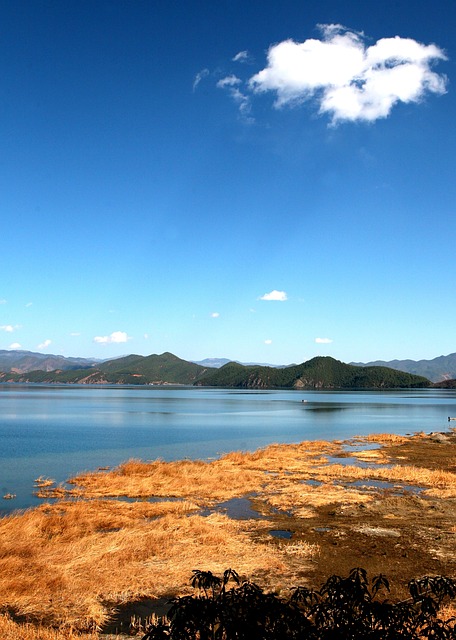 泸沽湖 秋日 高原 - 上的免费照片