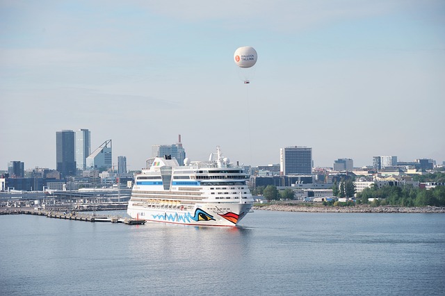 船 水 海 - 上的免费照片