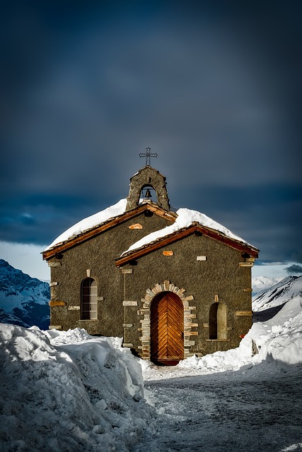 教会 雪 山 - 上的免费照片