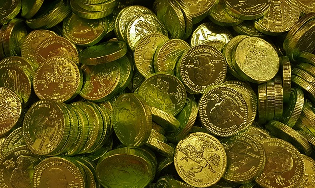 硬币 金子 金的 - 上的免费照片