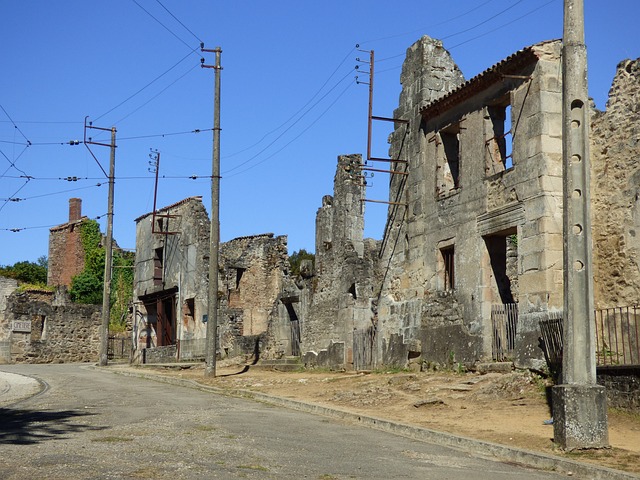 格拉讷河畔 Sur 奥拉杜尔 战争 纪念馆 - 上的免费照片