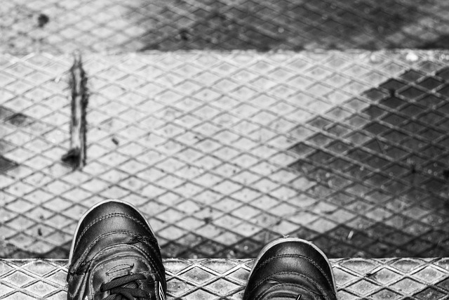 楼梯 靴子 旧鞋 - 上的免费照片