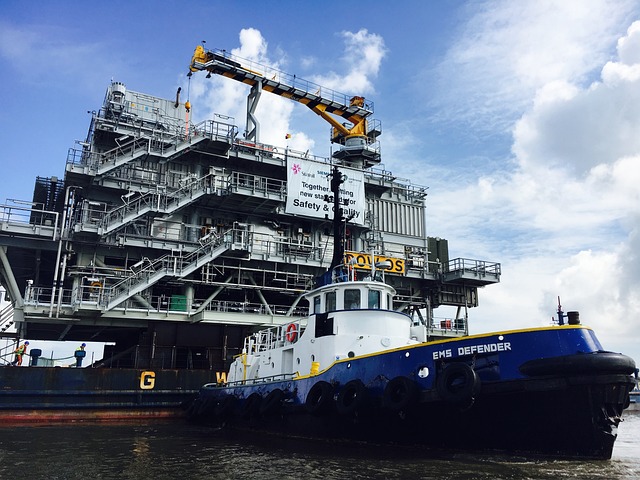 拖轮 大型驳船 船 - 上的免费照片