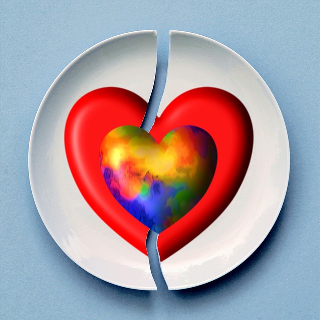 破碎的 心 爱 - 上的免费图片