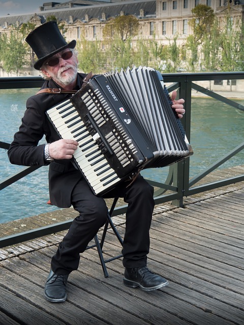 音乐家 街道 巴黎 - 上的免费照片