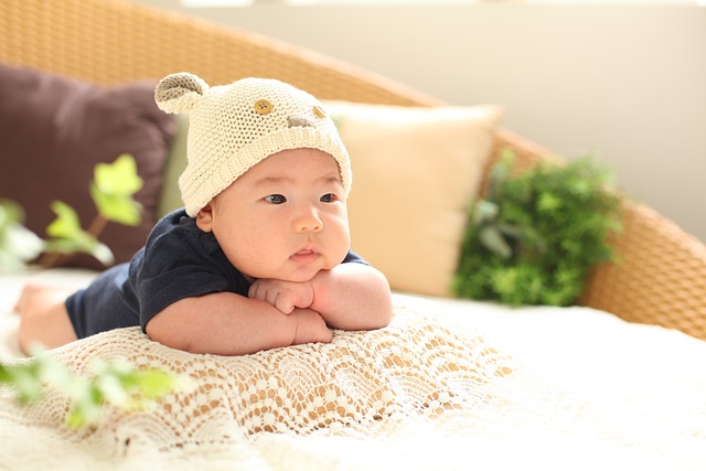 婴儿 50天 轮廓 - 上的免费照片