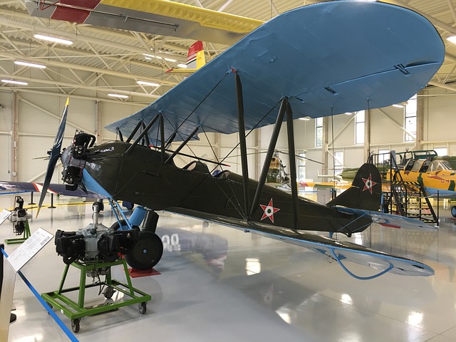 索尔诺克机场 工作 - 上的免费照片