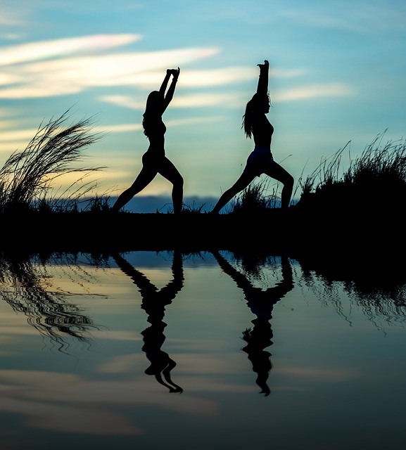 女性 瑜伽 剪影 - 上的免费照片