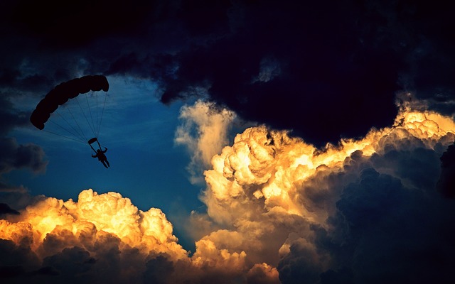 降落伞 伞兵 滑翔伞 - 上的免费照片