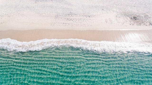 海滩 海洋 沙 - 上的免费照片