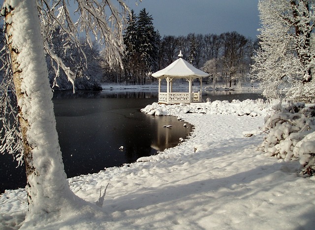 亭子 Stirin 冬天 - 上的免费照片