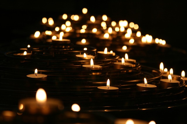 烛光 蜡烛 黑暗的 - 上的免费照片