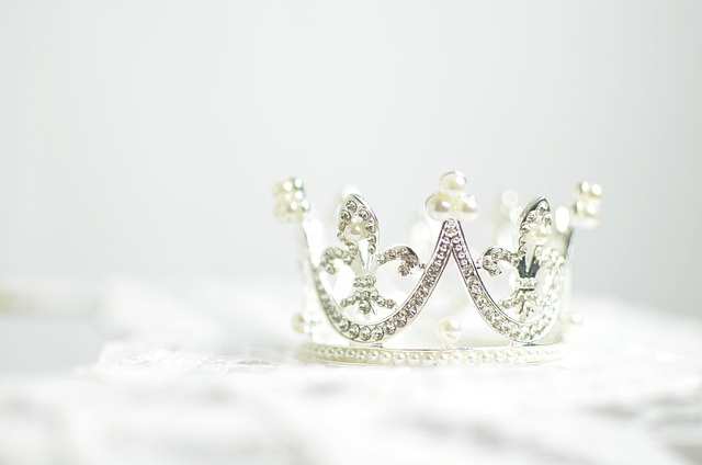 王冠 头饰 水晶 - 上的免费照片
