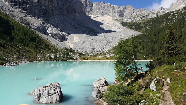 湖Sorapis 白云岩 意大利阿尔卑斯山 - 上的免费照片